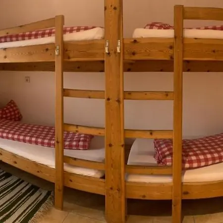 Fanky Guided Sport & Outdoor Experience - & Appartementhaus - Rafting&canyoning Apartmanhotel