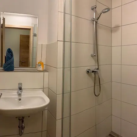 Ξενοδοχείο με διαμερίσματα Fanky Guided Sport & Outdoor Experience - & Appartementhaus - Rafting&canyoning Haiming