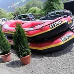 Fanky Guided Sport & Outdoor Experience - & Appartementhaus - Rafting&canyoning Апарт-отель *