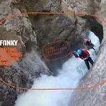 Fanky Guided Sport & Outdoor Experience - & Appartementhaus - Rafting&canyoning Апарт-отель